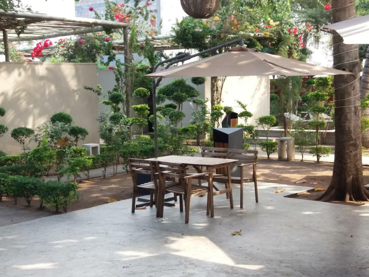 Liv Inn Guest House Maputo Exterior foto